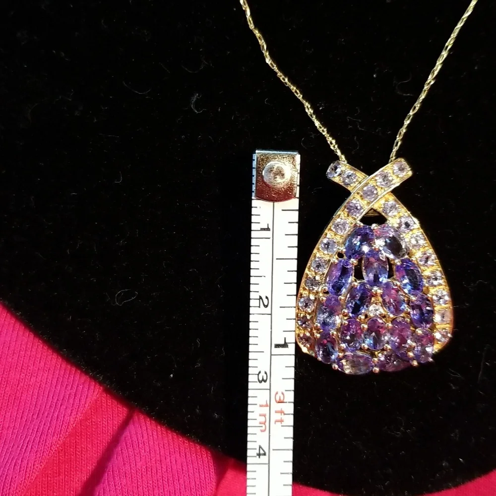 Tanzanite Large Pendant Slide 10kt gold - Picture 2 of 11